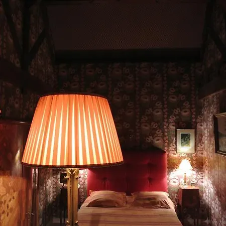 Isle D Adam Country house *